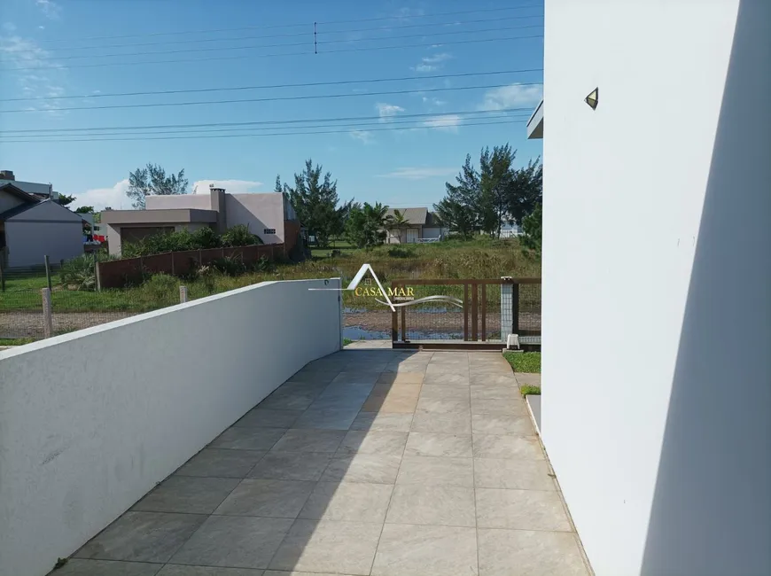 Foto 1 de Casa com 2 Quartos à venda, 108m² em Balneário Bella Torres, Passo de Torres