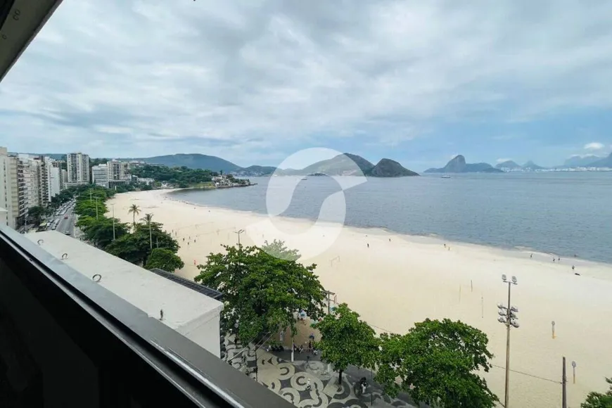 Foto 1 de Apartamento com 4 Quartos à venda, 229m² em Icaraí, Niterói