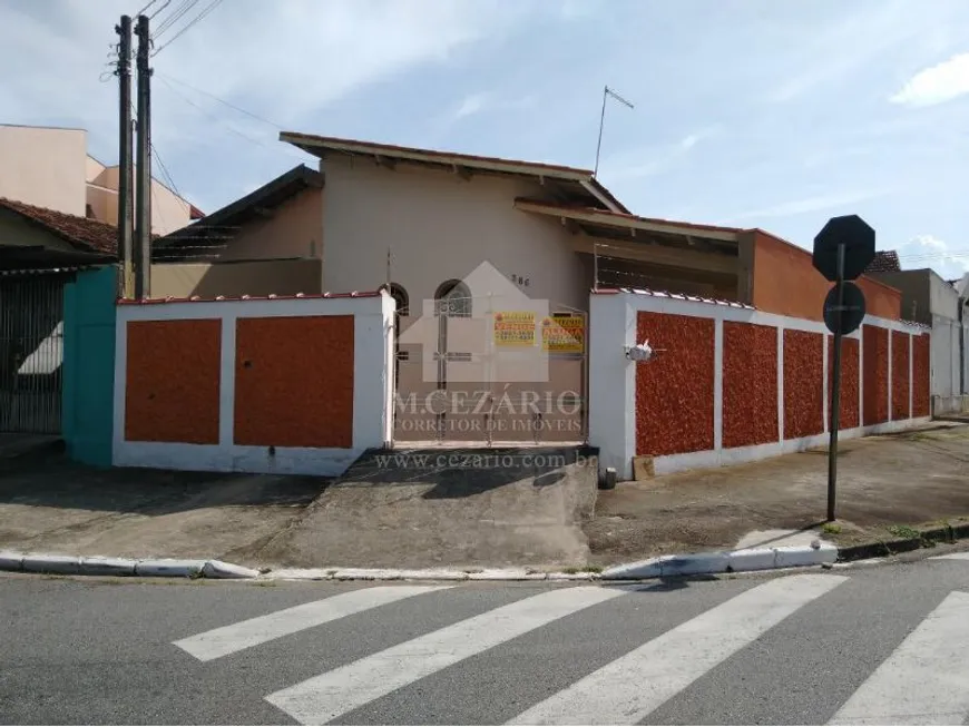 Foto 1 de Casa com 2 Quartos à venda, 70m² em Vila São José, Taubaté