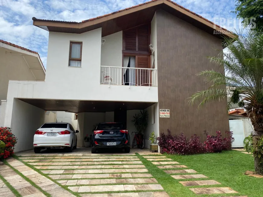 Foto 1 de Casa de Condomínio com 4 Quartos à venda, 307m² em Alphaville, Santana de Parnaíba