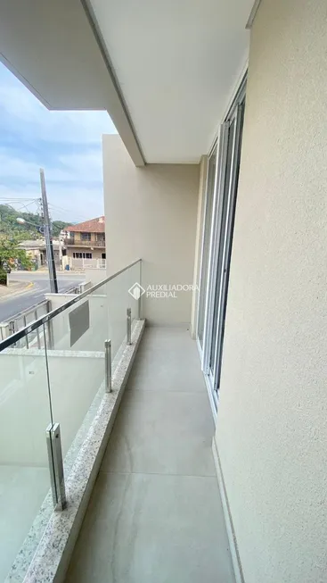 Foto 1 de Casa com 2 Quartos à venda, 91m² em Areias, Camboriú