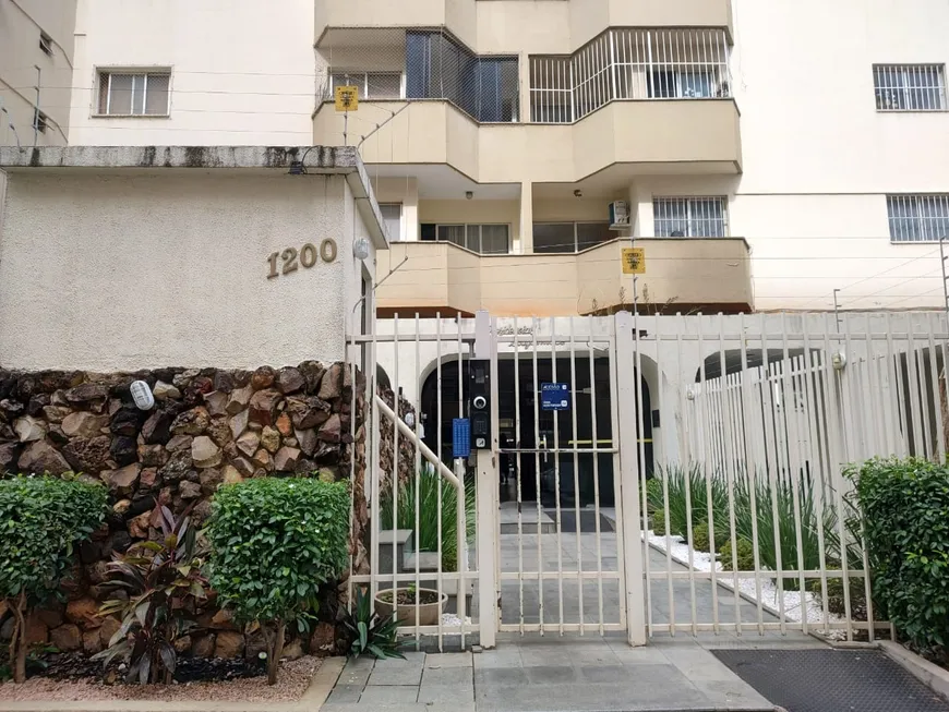 Foto 1 de Apartamento com 3 Quartos para alugar, 100m² em Setor Bueno, Goiânia