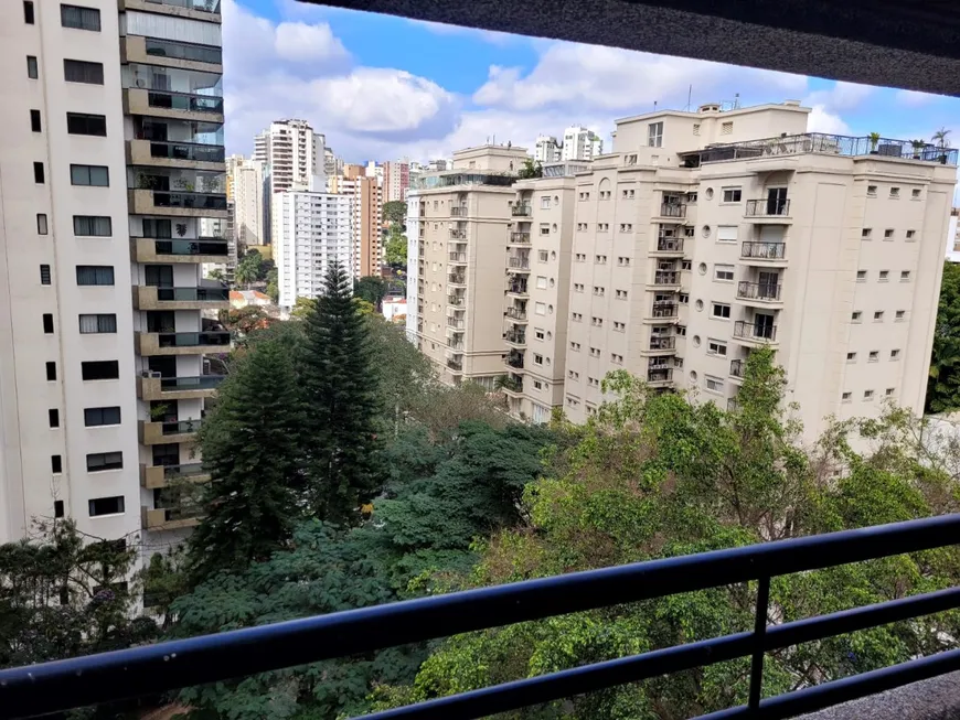 Foto 1 de Apartamento com 3 Quartos para venda ou aluguel, 220m² em Perdizes, São Paulo