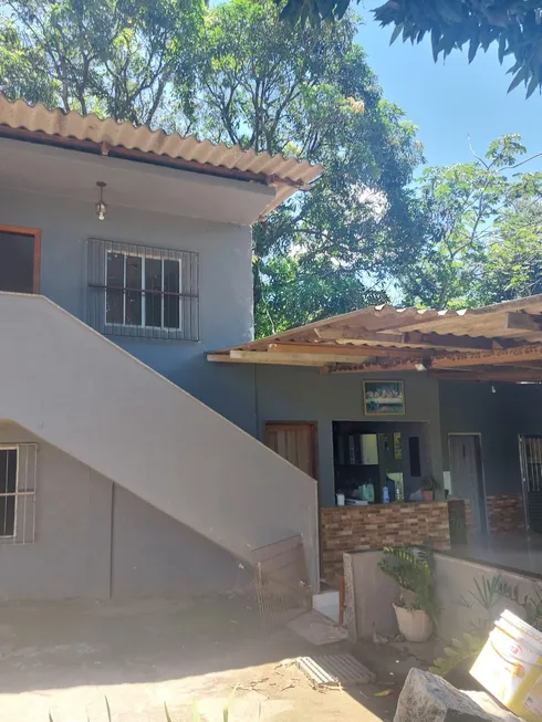 Foto 1 de Casa com 2 Quartos à venda, 100m² em Novo Horizonte, Cariacica