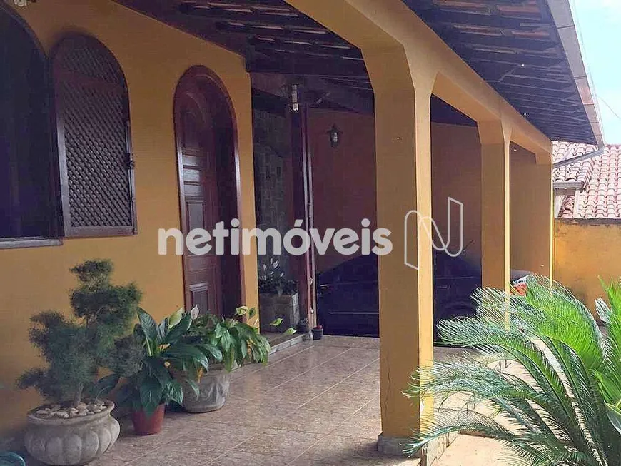 Foto 1 de Casa com 5 Quartos à venda, 391m² em Tirol, Belo Horizonte