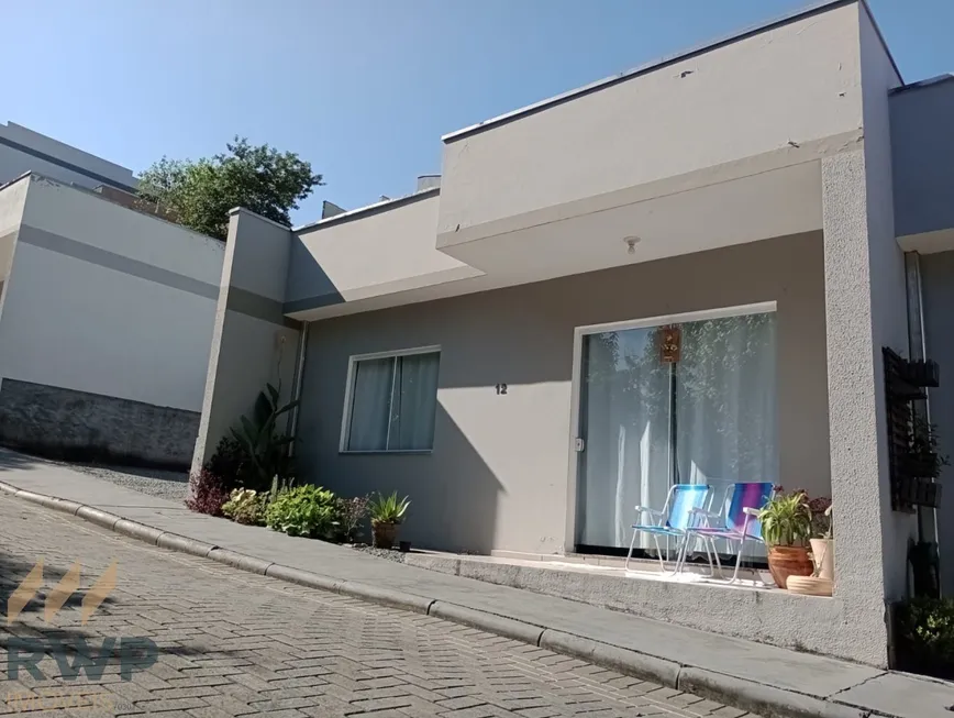 Foto 1 de Casa de Condomínio com 2 Quartos à venda, 60m² em Fortaleza Alta, Blumenau