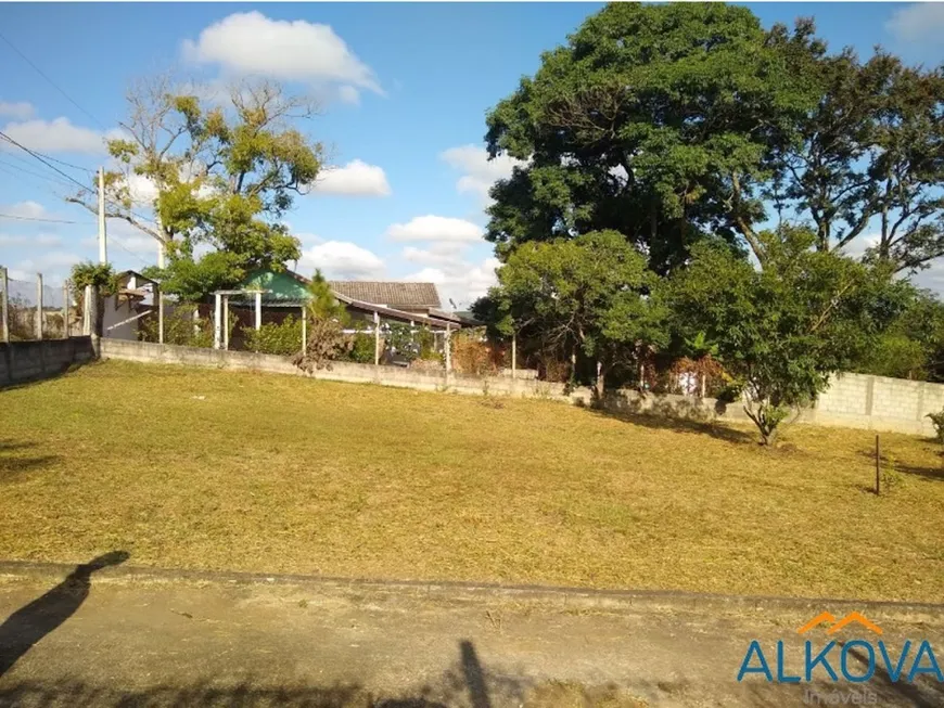 Foto 1 de Fazenda/Sítio com 5 Quartos à venda, 211m² em Portal Mantiqueira, Caçapava