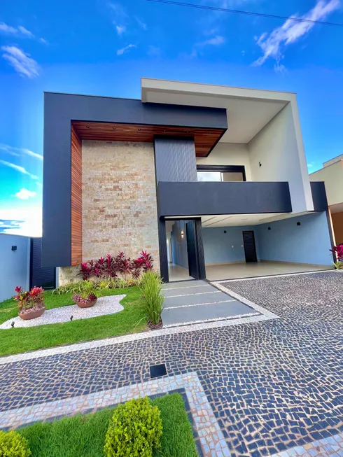 Foto 1 de Casa de Condomínio com 4 Quartos à venda, 303m² em Bairro Boa Vista, Anápolis