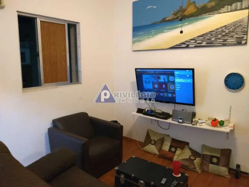 Foto 1 de Kitnet com 1 Quarto à venda, 42m² em Copacabana, Rio de Janeiro