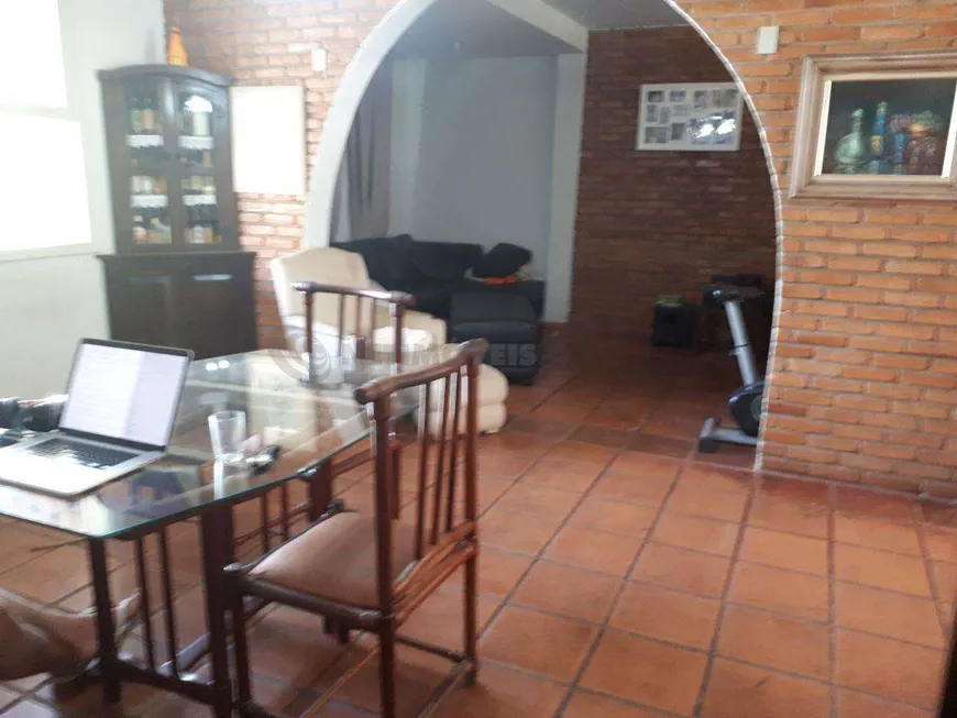Foto 1 de Casa com 3 Quartos à venda, 300m² em São Lucas, Belo Horizonte