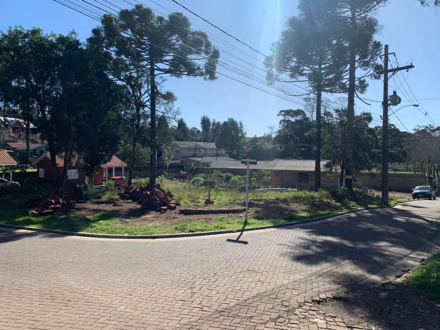 Foto 1 de Lote/Terreno à venda, 908m² em Carniel, Gramado