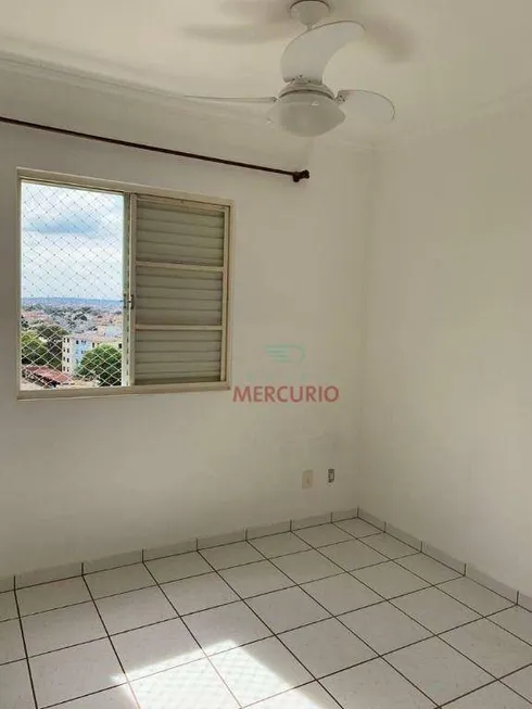 Foto 1 de Apartamento com 3 Quartos à venda, 64m² em Vila Industrial, Bauru