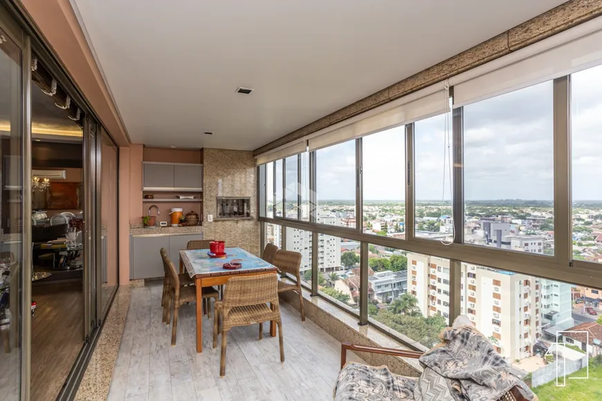 Foto 1 de Apartamento com 3 Quartos à venda, 166m² em Centro, Canoas