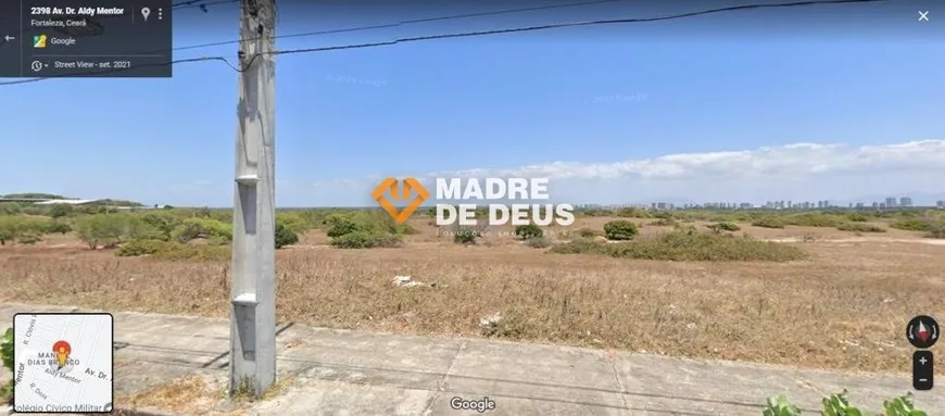 Foto 1 de Lote/Terreno à venda, 962m² em Manoel Dias Branco, Fortaleza