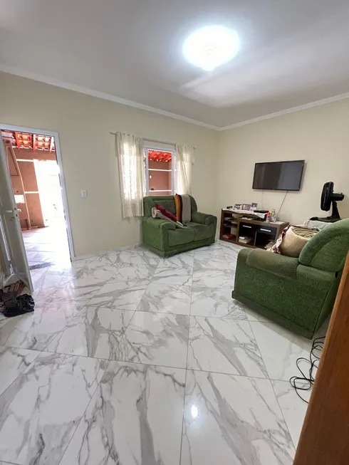 Foto 1 de Casa com 2 Quartos à venda, 110m² em Jardim Sarapiranga, Jundiaí