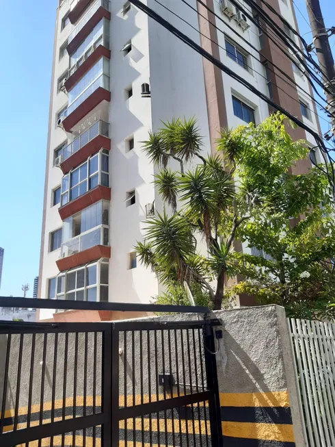 Foto 1 de Apartamento com 3 Quartos à venda, 198m² em Ondina, Salvador