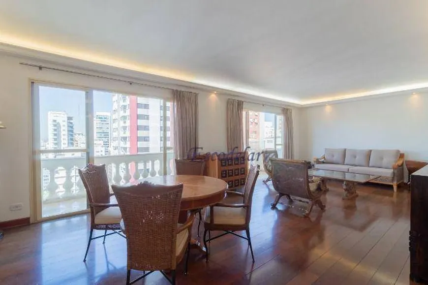 Foto 1 de Apartamento com 2 Quartos para alugar, 220m² em Jardim Paulista, São Paulo