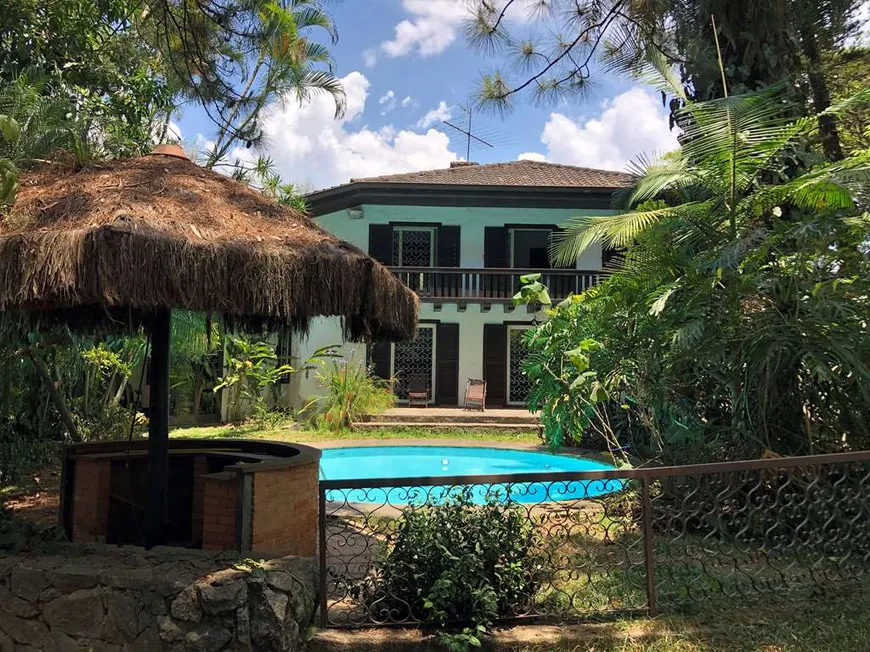 Foto 1 de Casa com 3 Quartos à venda, 700m² em Granja Viana, Carapicuíba