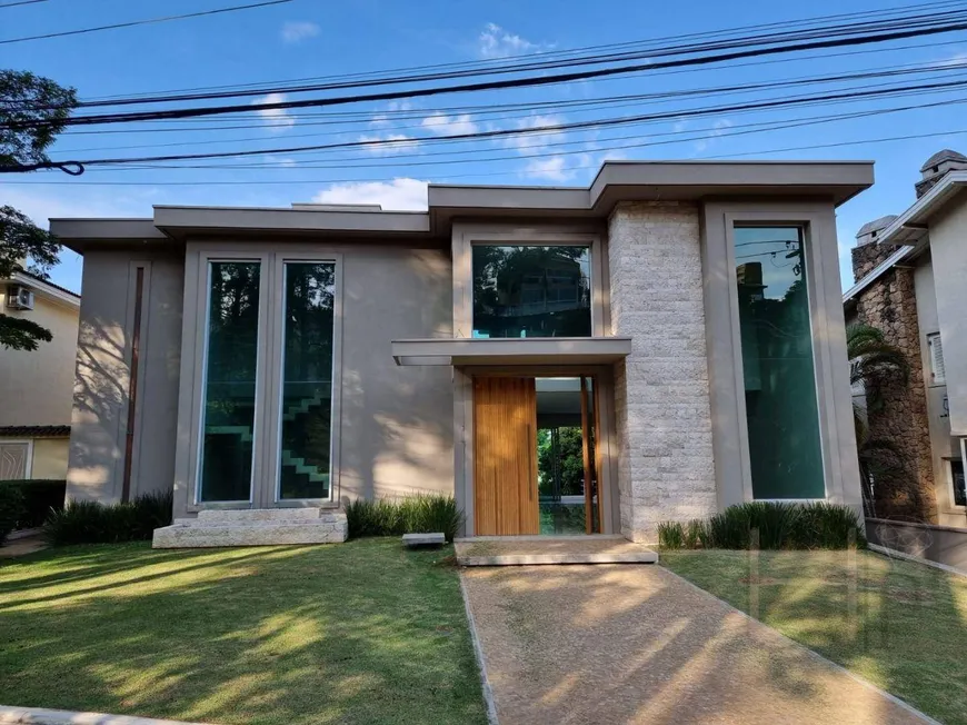 Foto 1 de Casa de Condomínio com 5 Quartos para venda ou aluguel, 760m² em Alphaville, Santana de Parnaíba