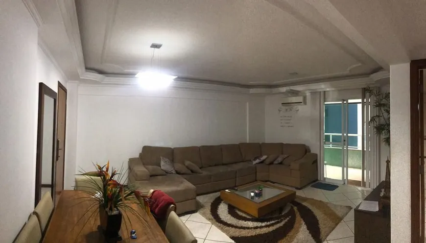 Foto 1 de Apartamento com 3 Quartos à venda, 115m² em Centro, Balneário Camboriú