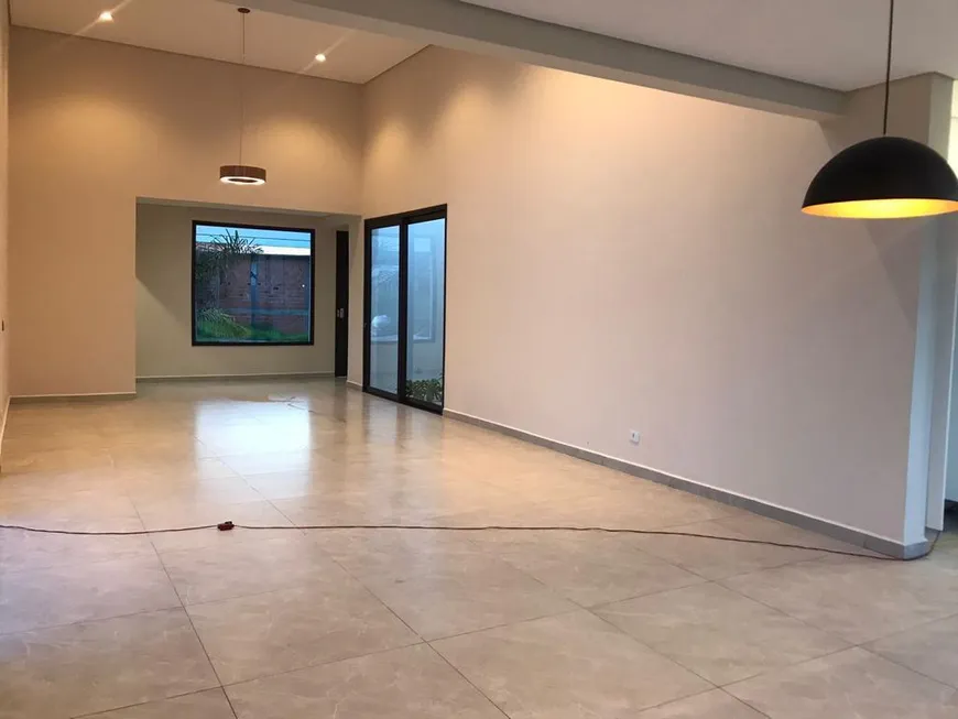 Foto 1 de Casa de Condomínio com 3 Quartos à venda, 251m² em Barreirinho, Aracoiaba da Serra