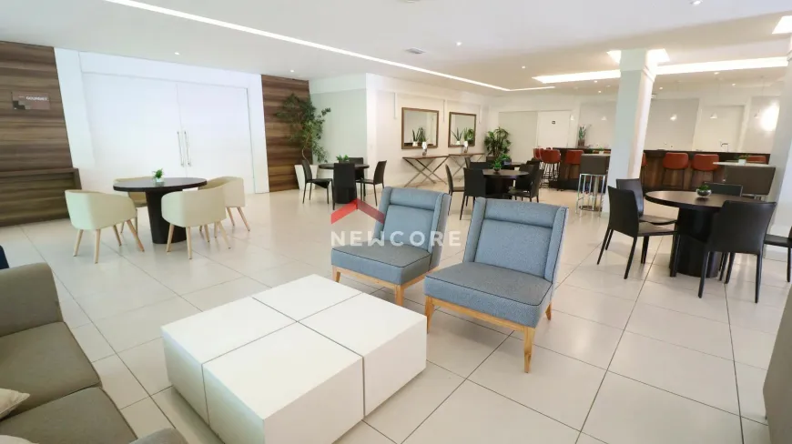 Foto 1 de Apartamento com 3 Quartos à venda, 238m² em Vila Suzana, São Paulo