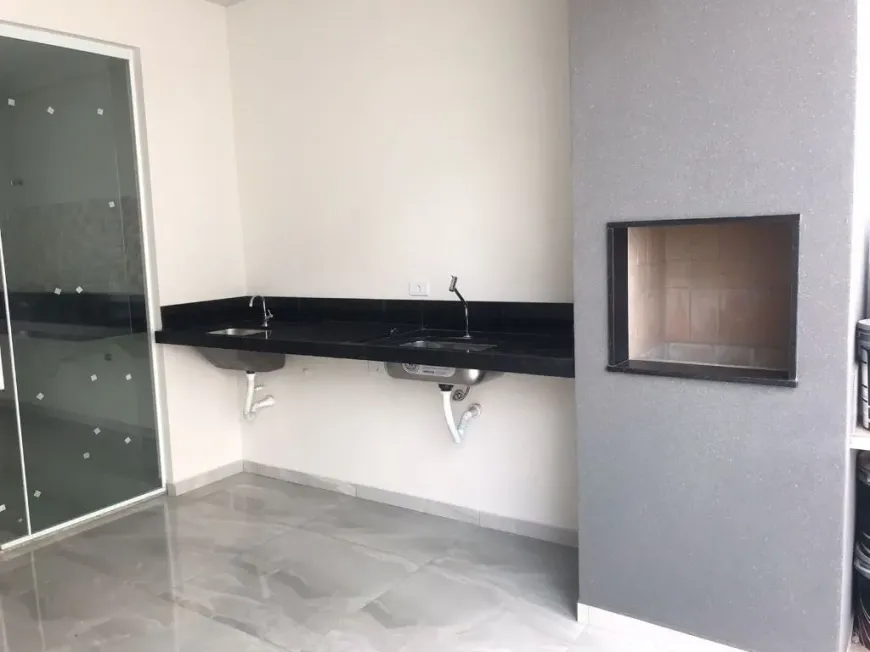 Foto 1 de Casa com 3 Quartos à venda, 172m² em Villa Branca, Jacareí