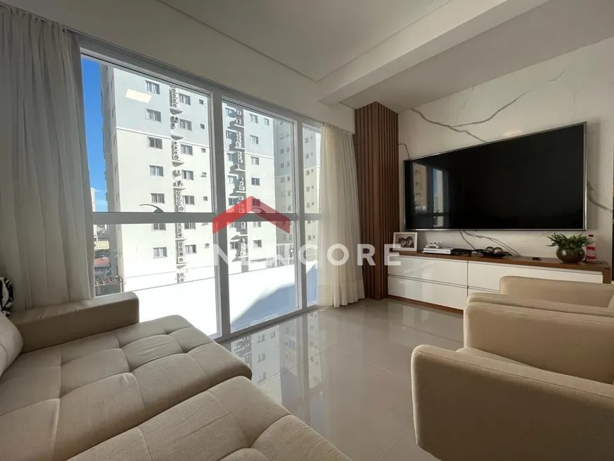Foto 1 de Apartamento com 4 Quartos à venda, 146m² em Meia Praia, Itapema