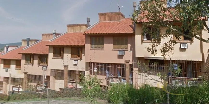 Foto 1 de Casa de Condomínio com 3 Quartos à venda, 154m² em Espiríto Santo, Porto Alegre
