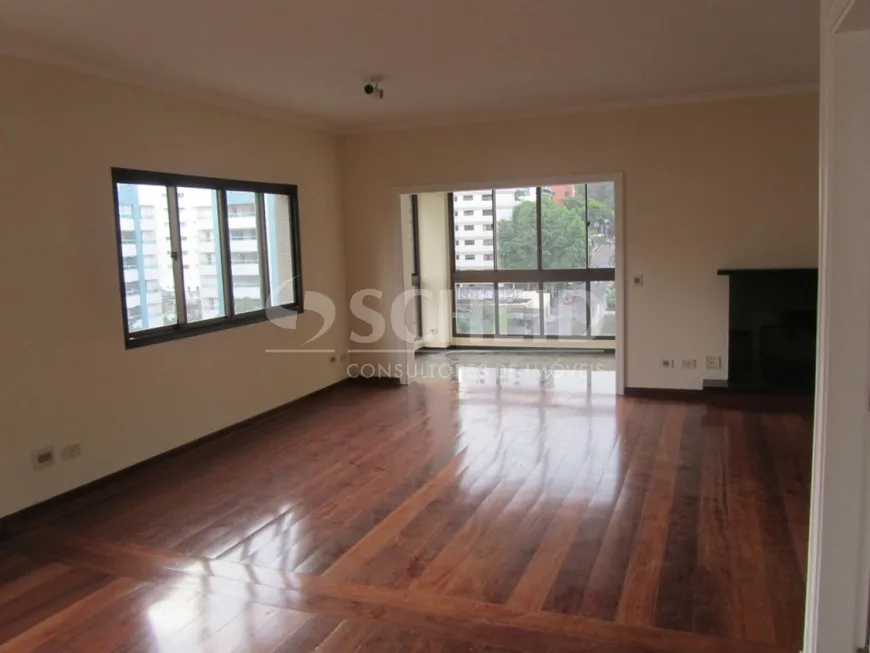 Foto 1 de Apartamento com 3 Quartos à venda, 214m² em Real Parque, São Paulo