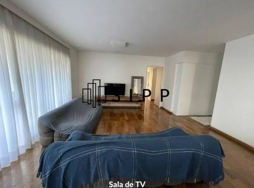 Foto 1 de Apartamento com 3 Quartos à venda, 129m² em Vila Madalena, São Paulo