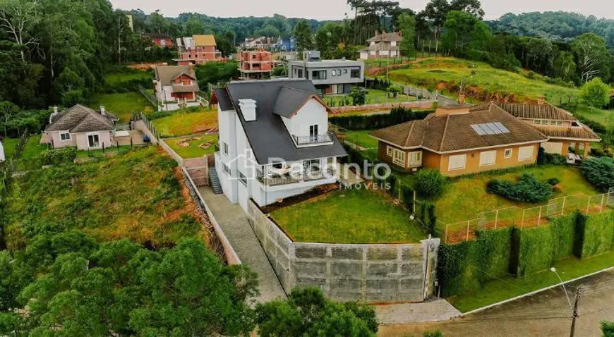 Foto 1 de Casa com 3 Quartos à venda, 300m² em Vale das Colinas, Gramado