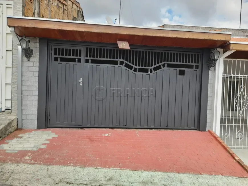 Foto 1 de Casa com 2 Quartos à venda, 189m² em Jardim do Portal, Jacareí