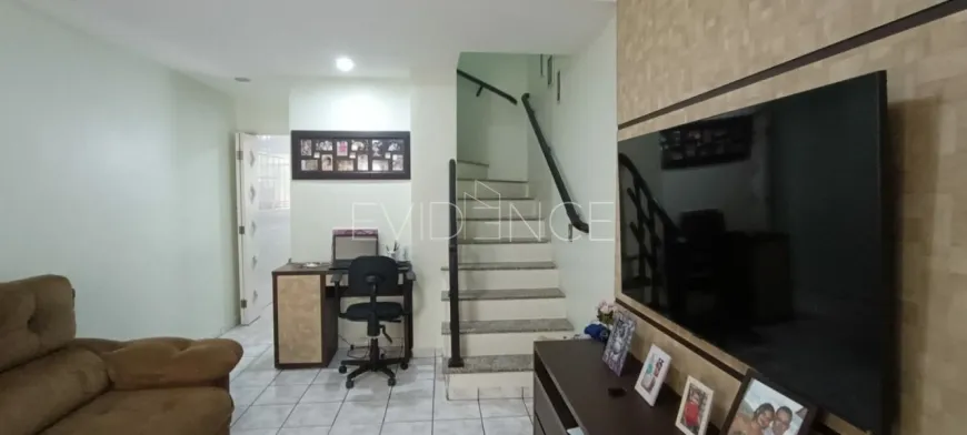 Foto 1 de Casa de Condomínio com 2 Quartos à venda, 65m² em Vila Bancaria, São Paulo