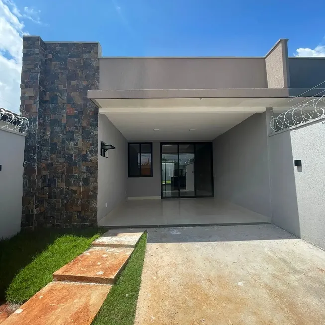 Foto 1 de Casa com 3 Quartos à venda, 136m² em Jardim Novo Mundo, Goiânia