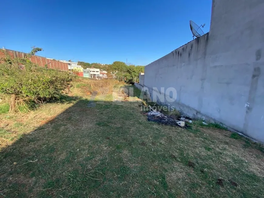 Foto 1 de Lote/Terreno à venda, 250m² em Jardim das Torres, São Carlos