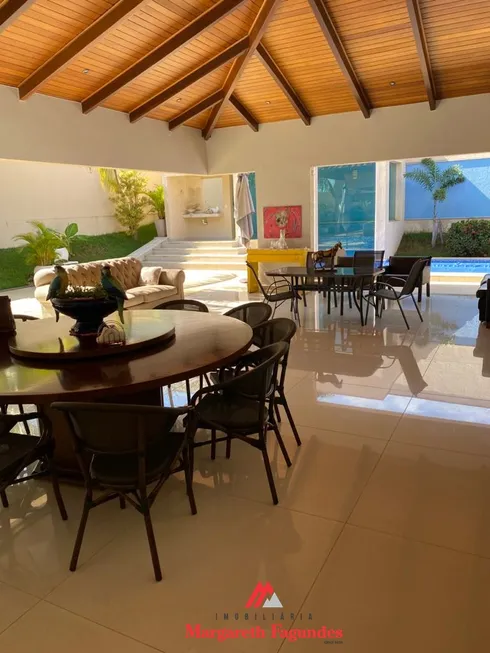 Foto 1 de Casa de Condomínio com 4 Quartos à venda, 420m² em Residencial Alphaville Flamboyant, Goiânia