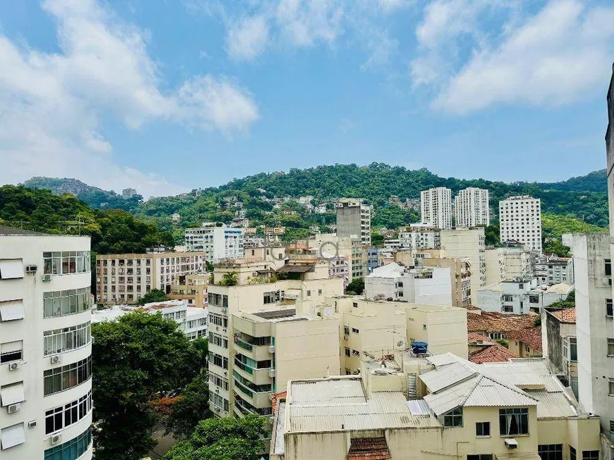 Foto 1 de Apartamento com 2 Quartos para alugar, 86m² em Laranjeiras, Rio de Janeiro