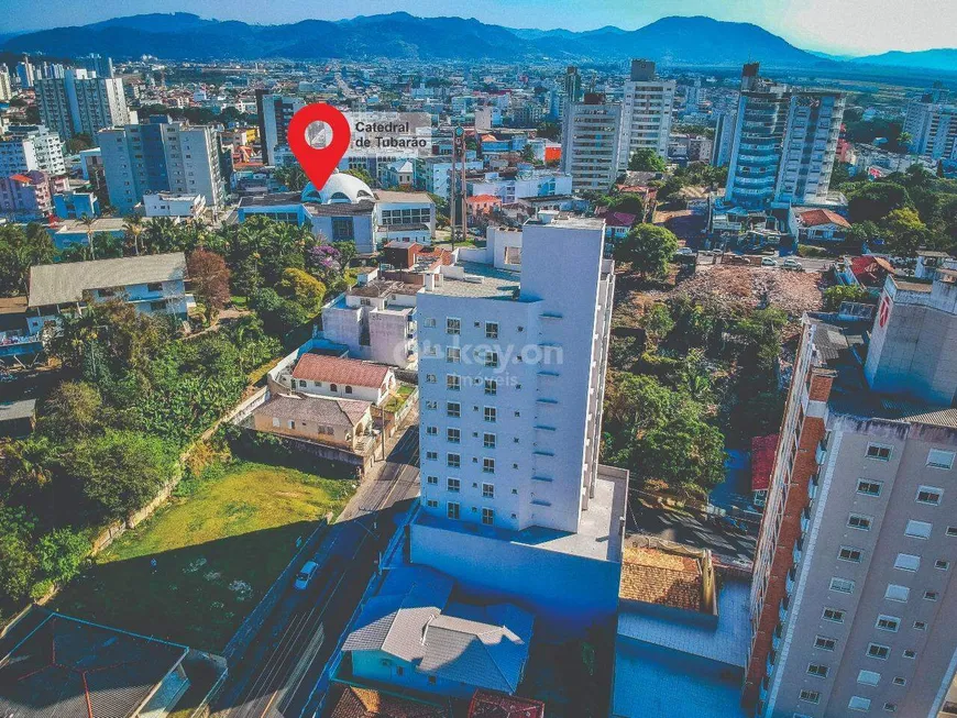 Foto 1 de Apartamento com 2 Quartos à venda, 72m² em Centro, Tubarão