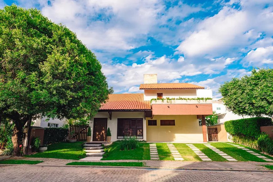 Foto 1 de Casa com 4 Quartos para alugar, 276m² em Cararu, Eusébio