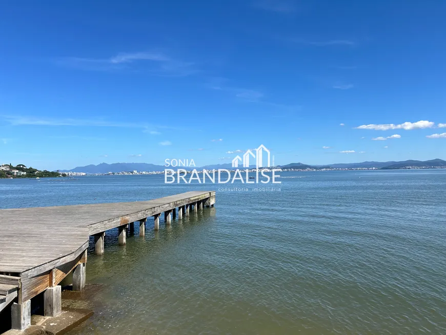 Foto 1 de Casa de Condomínio com 2 Quartos à venda, 200m² em Cacupé, Florianópolis