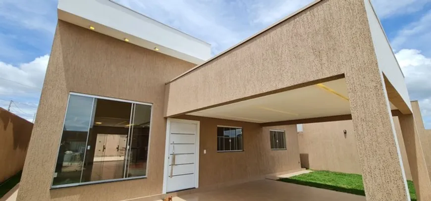 Foto 1 de Casa com 3 Quartos à venda, 300m² em , Brasília