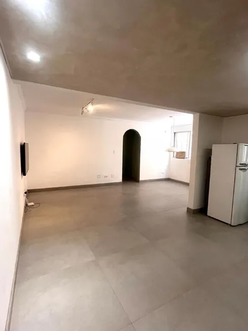Foto 1 de Apartamento com 3 Quartos à venda, 99m² em Zona 04, Maringá