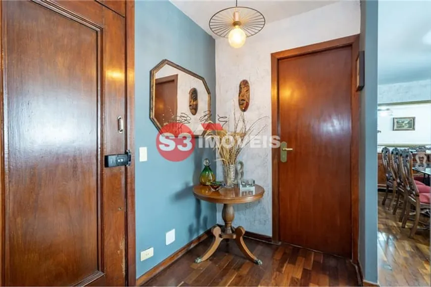 Foto 1 de Apartamento com 3 Quartos à venda, 130m² em Itaim Bibi, São Paulo