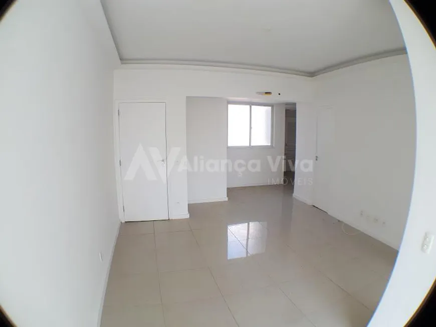 Foto 1 de Apartamento com 2 Quartos à venda, 70m² em Catete, Rio de Janeiro