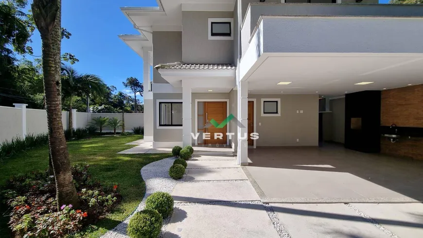 Foto 1 de Casa com 3 Quartos à venda, 170m² em Carlos Guinle, Teresópolis