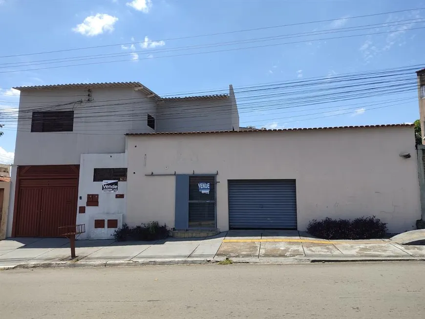 Foto 1 de Imóvel Comercial com 3 Quartos à venda, 170m² em Vila Abajá, Goiânia