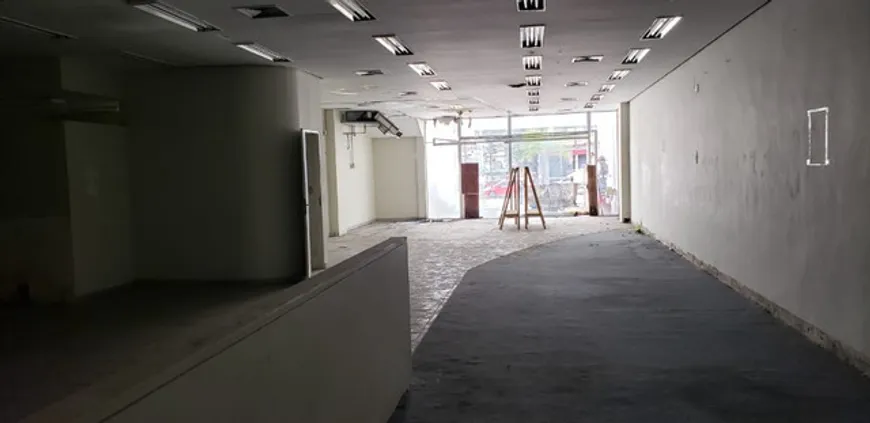 Foto 1 de Ponto Comercial para venda ou aluguel, 880m² em Piedade, Rio de Janeiro