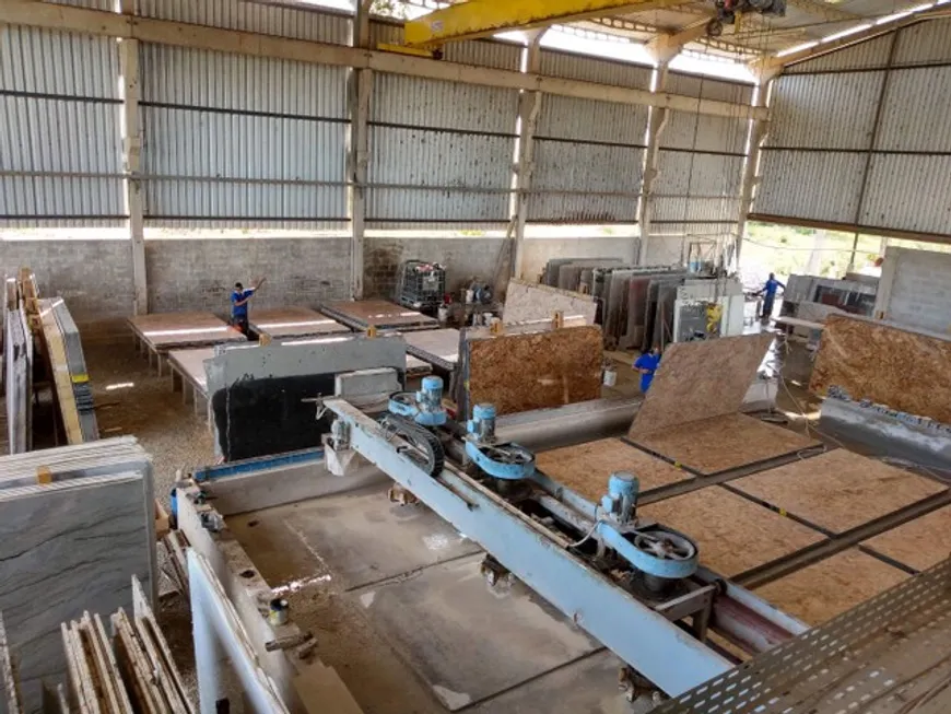 Foto 1 de Galpão/Depósito/Armazém à venda, 25000m² em Planalto de Carapina, Serra