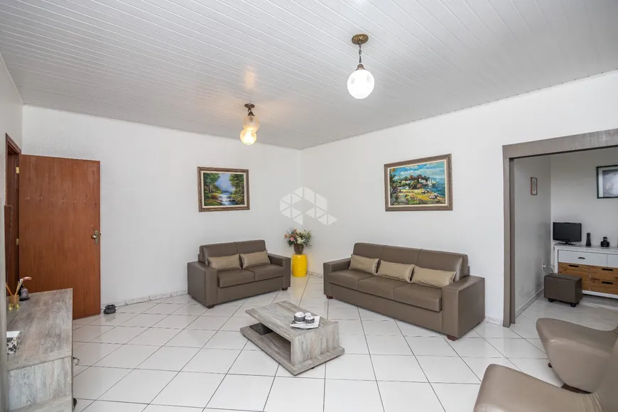 Foto 1 de Casa com 3 Quartos à venda, 227m² em São Luís, Canoas